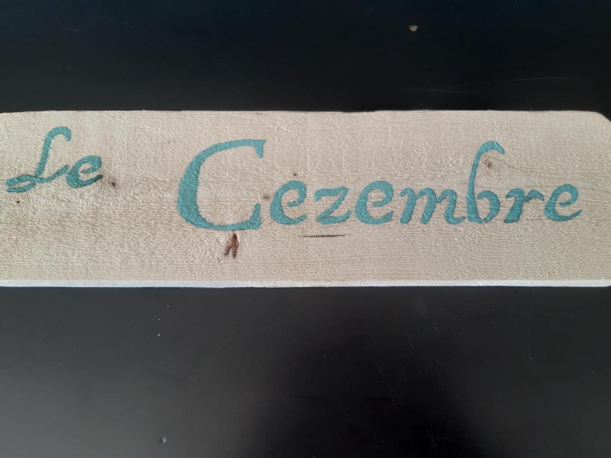Le Cezembre Gite La Taniere Moidrey Exteriör bild