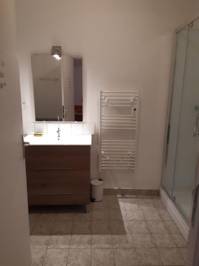 Le Cezembre Gite La Taniere Moidrey Exteriör bild